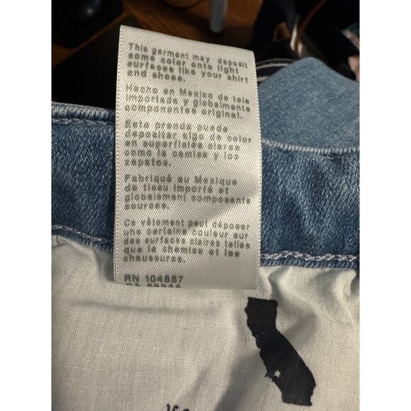 AG Farrah Boot Crop Jeans Mid Rise Size 33 waist/ 28 Inseam - Picture 5 of 5